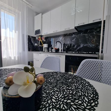 Apartament Central Pe Pietonala Nr2 Hunedoara Dış mekan fotoğraf