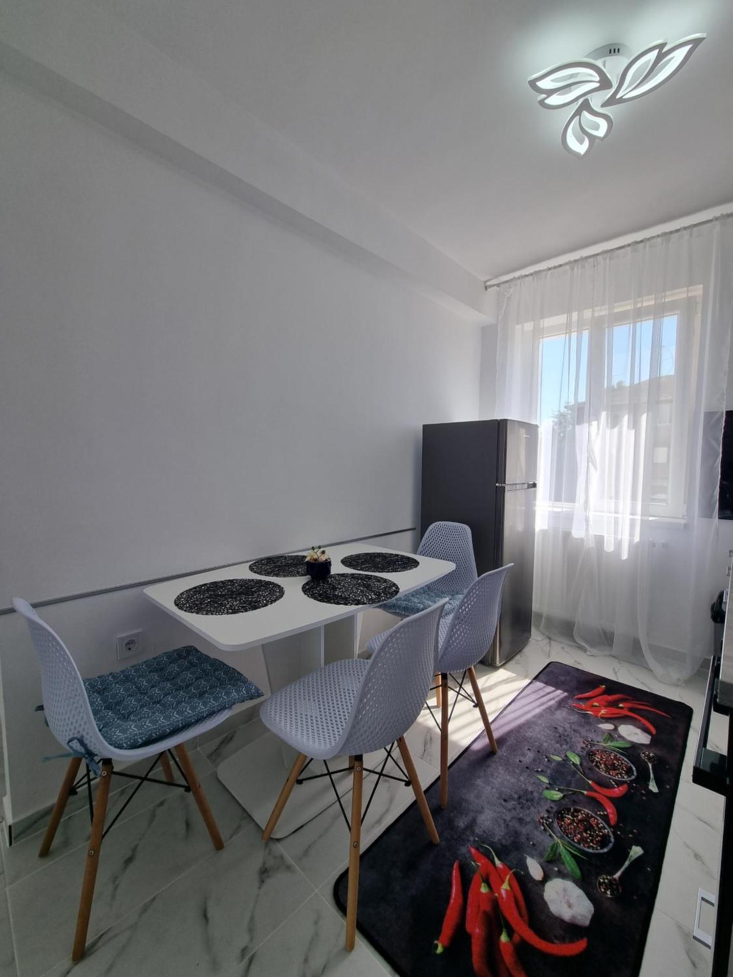 Apartament Central Pe Pietonala Nr2 Hunedoara Dış mekan fotoğraf