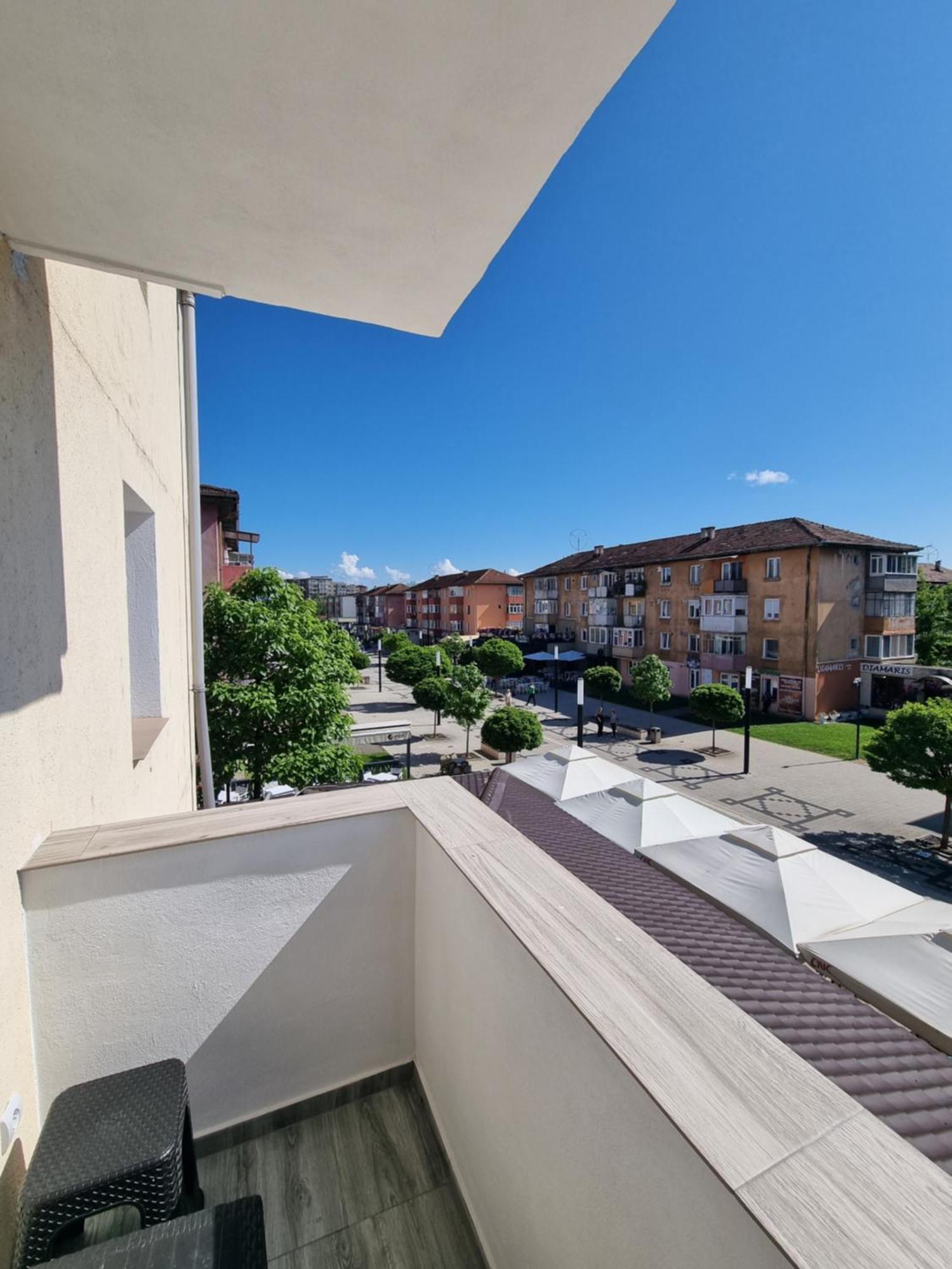 Apartament Central Pe Pietonala Nr2 Hunedoara Dış mekan fotoğraf